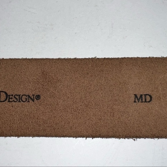 Regina Andrew Large Quartz Belt Buckle Tumbler Women Medium Black Leather - Picture 7 of 7